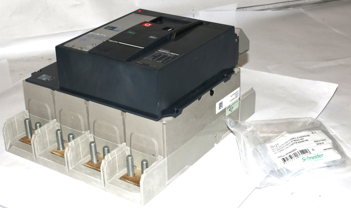 ATLAS COPCO - 1093142849 - CIRCUIT BREAKER SCHNEIDER 4 POLOS 1600A