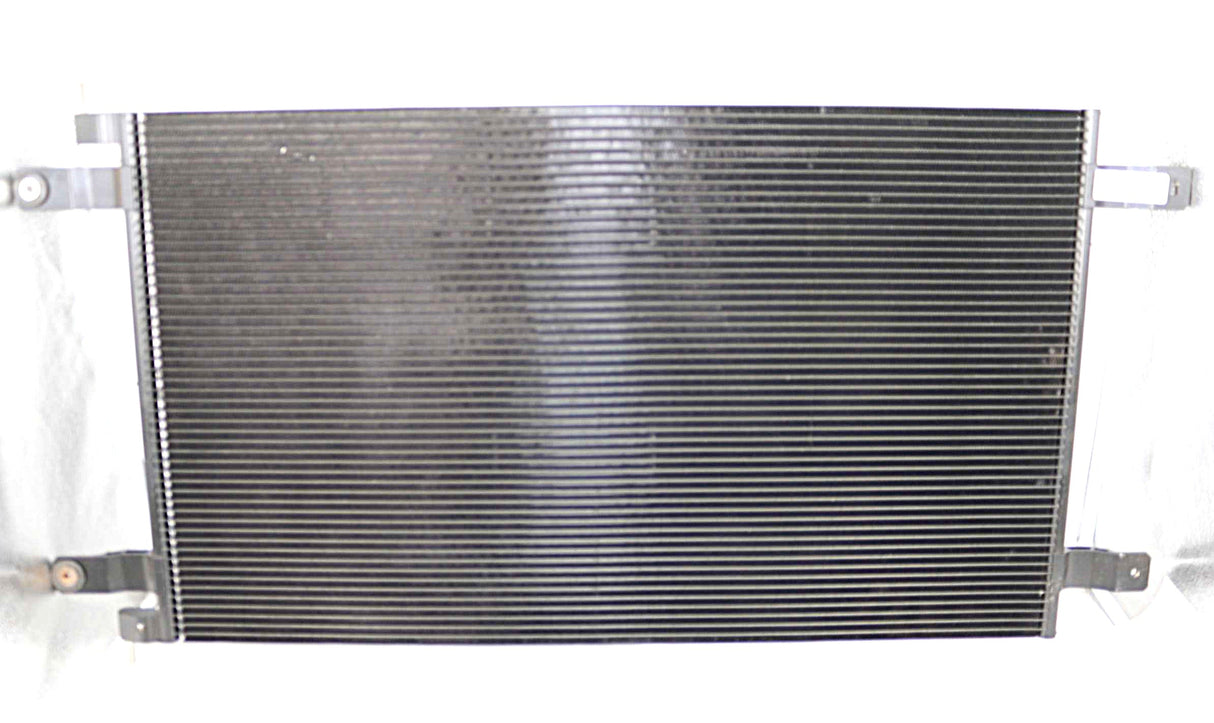PACCAR - Z9206001 - CONDENSER