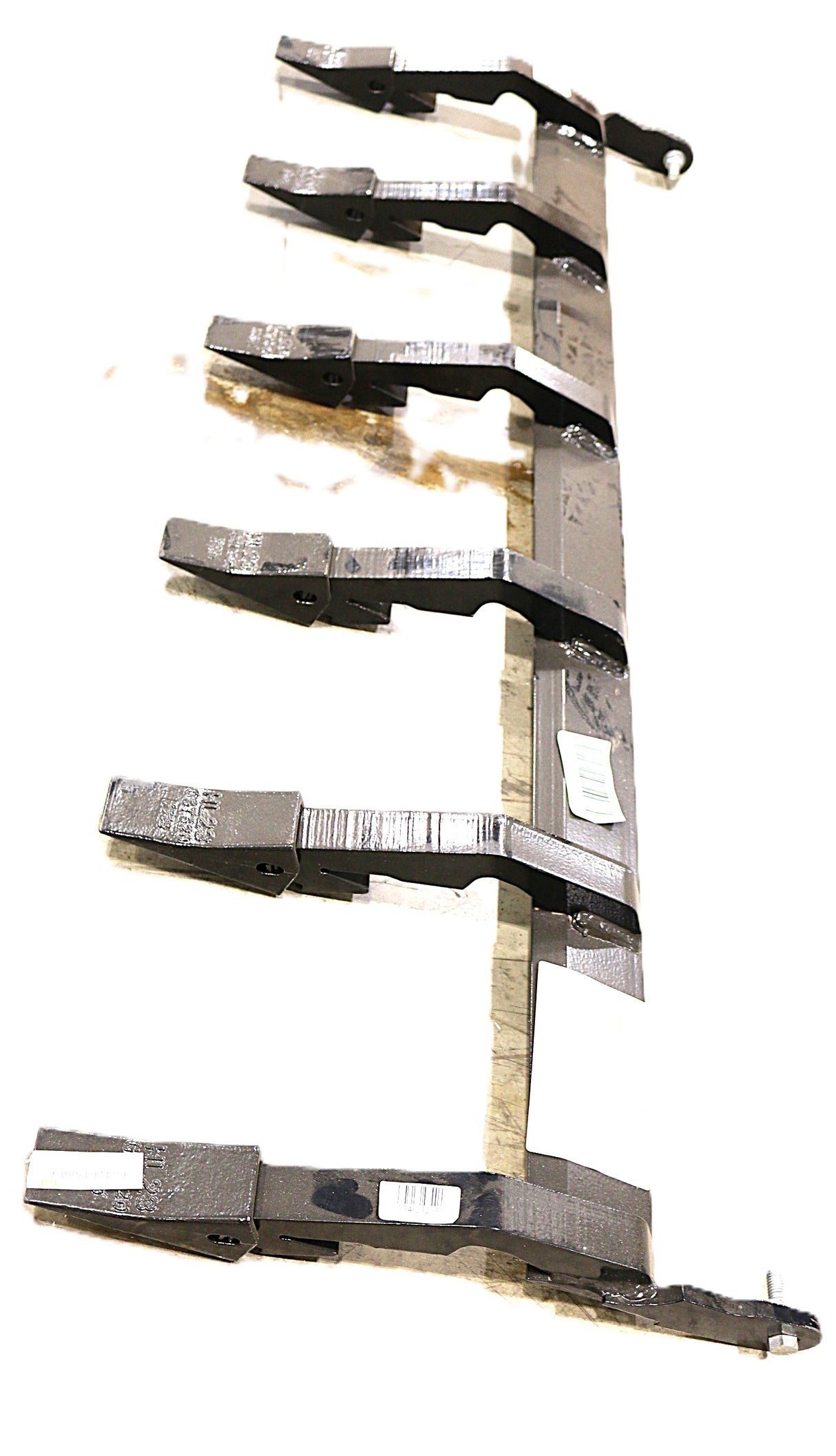 JCB - 334|L3085 - ABI 6 TEETH W|BAR FOR 60 IN SHOVEL