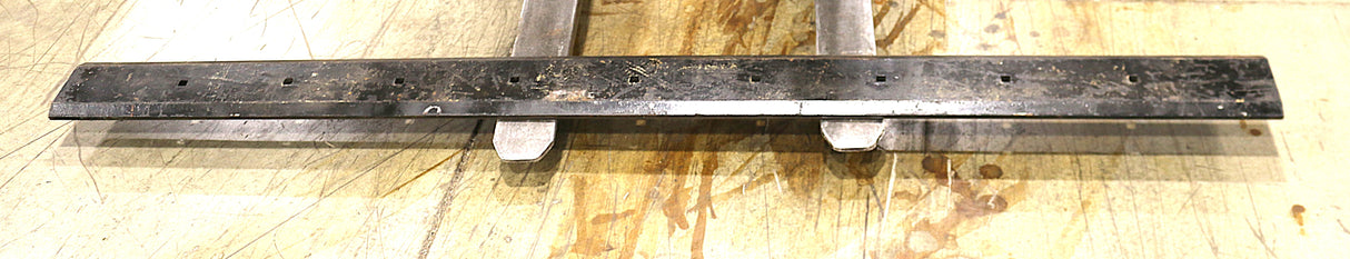 JCB - 331|21971 - TOE PLT.BOLT ON.2032 WIDE