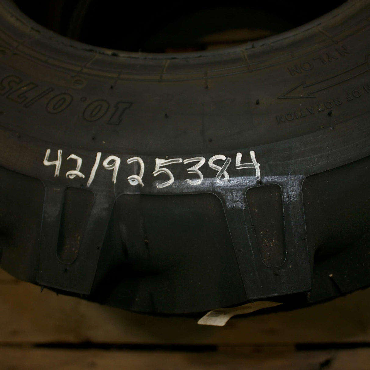 BKT TIRES - E11-106R-003607 - TYRE 10.0/75-15.3 AGRICULTURAL