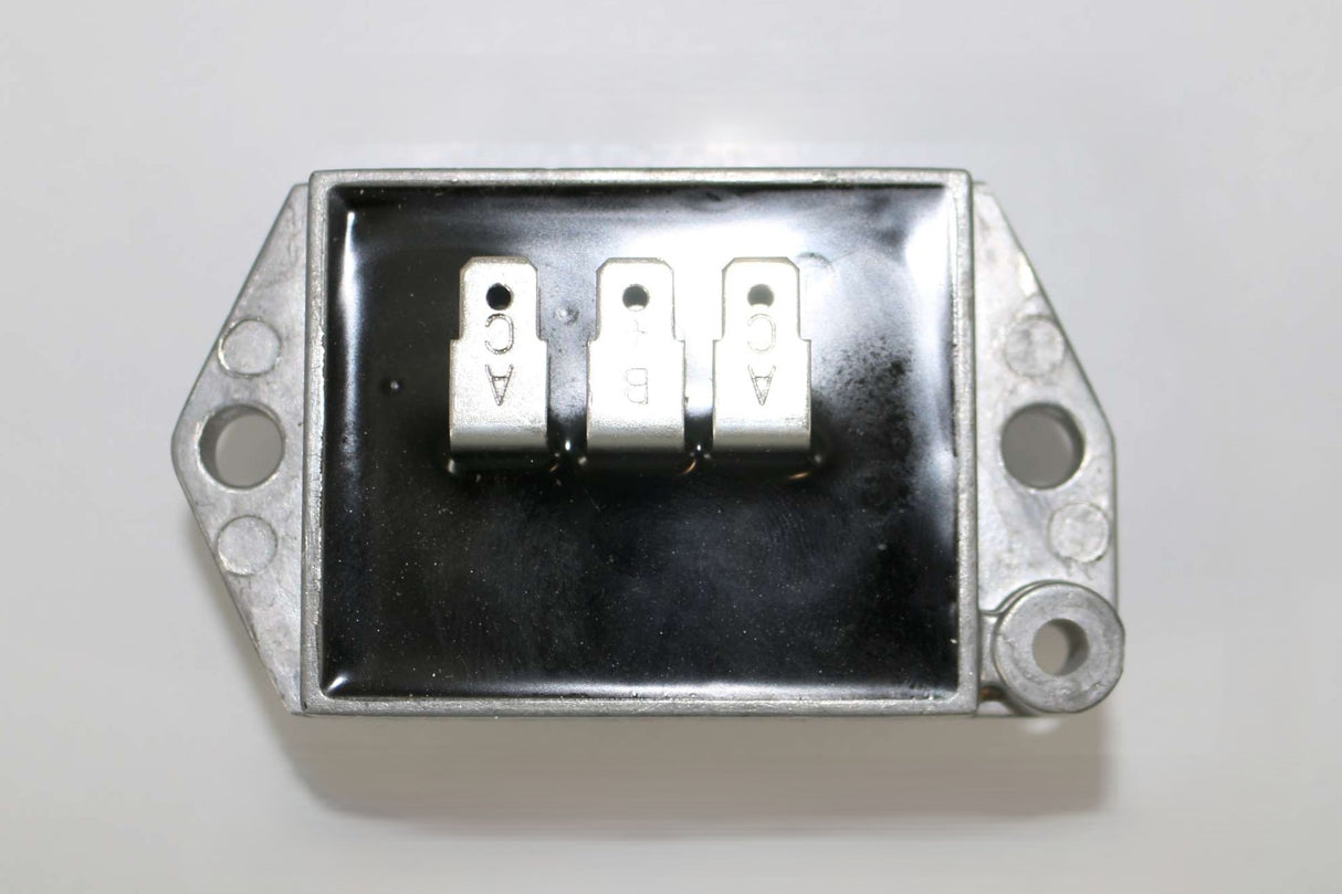 KOHLER - 2540339-S - REGULATOR RECT (20-30AMP)