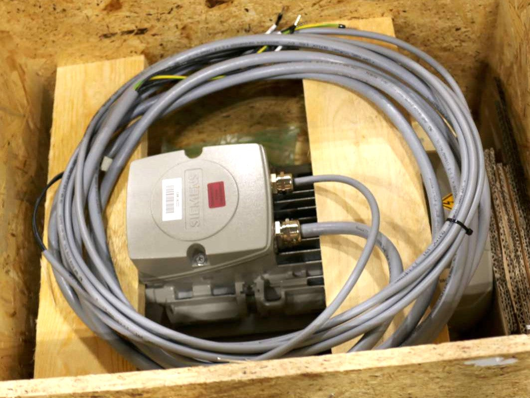 SIEMENS - 1AV3105B-1LE10231AB590AZ4-Z - MOTOR - 400V 50HZ 5.9A 3.0KW