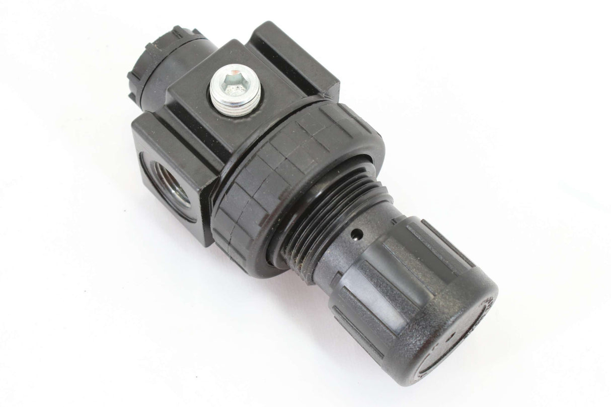 PARKER - 05R213AD - REGULATOR - NPT 3/8 PORTS - 2'
