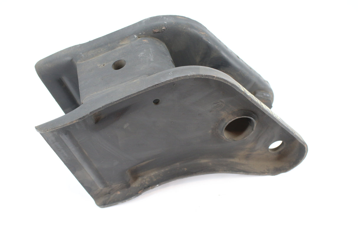 HUTCH - 7701-01 - HANGER - FRONT