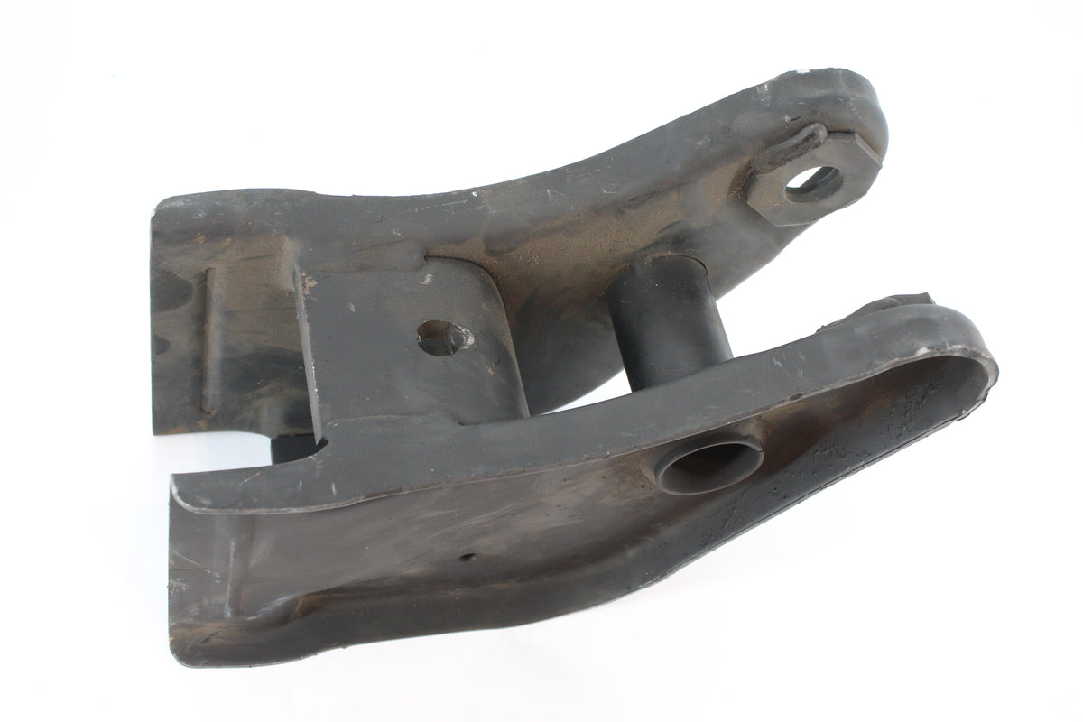 HUTCH - 7701-01 - HANGER - FRONT