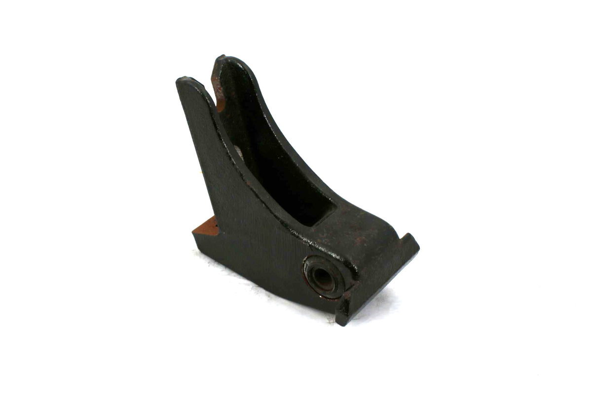 PACCAR - L48-6185 - LOWER PIVOT ISOLATOR
