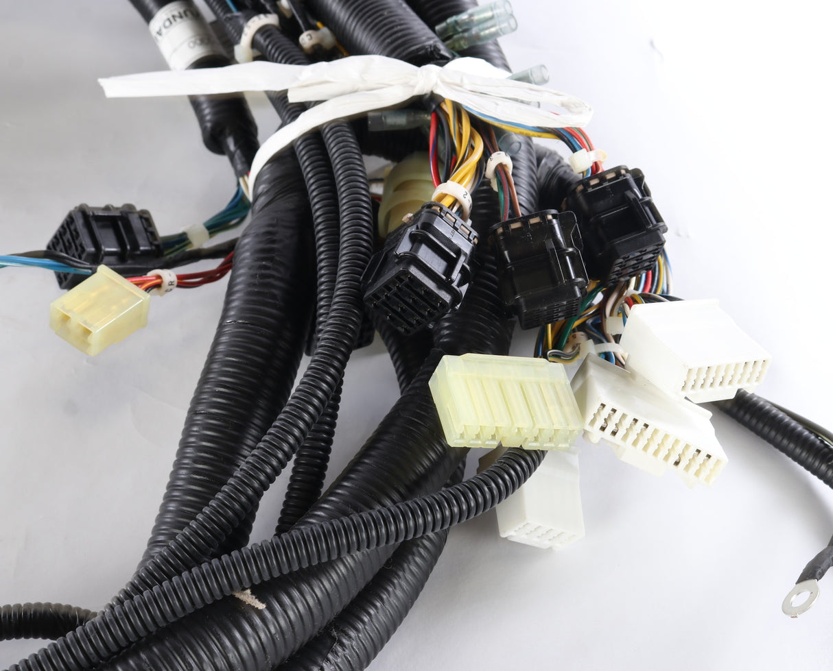 HYUNDAI ­-­ 21E9-10300 ­-­ HARNESS-MAIN