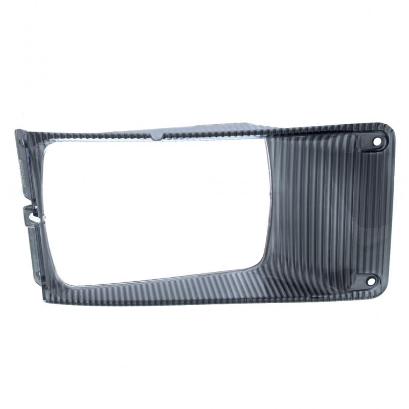 PAI INDUSTRIES ­-­ 451632 ­-­ RIGHT HAND HEADLIGHT BEZEL REPLACES NAVISTAR 1661764C1