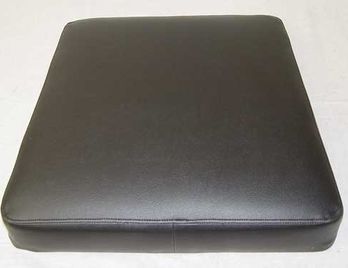 CASE AFTERMARKET ­-­ R27596 ­-­ BACK CUSHION