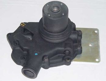 JOHN DEERE AFTERMARKET ­-­ AR65917 ­-­ WATER PUMP