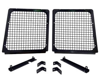 JOHN DEERE AFTERMARKET ­-­ PV689 ­-­ SIDE SCREEN SET W/ BRACKETS