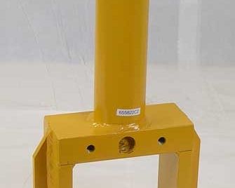 DRESSER AFTERMARKET ­-­ 655822C2 ­-­ CYLINDER FORK