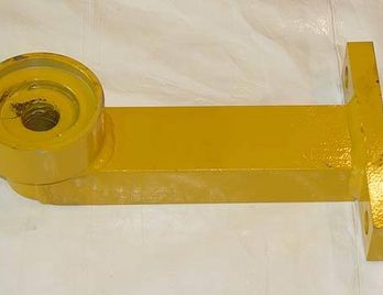 JOHN DEERE AFTERMARKET ­-­ AT161844 ­-­ TOP ROLLER BRACKET