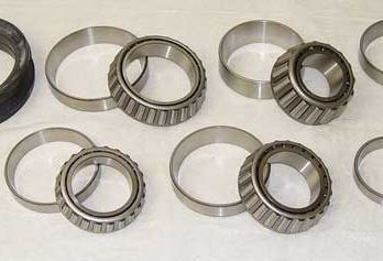 JOHN DEERE AFTERMARKET ­-­ PV739 ­-­ BEARING KIT