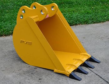 JOHN DEERE AFTERMARKET ­-­ PV467 ­-­ 24'' BUCKET