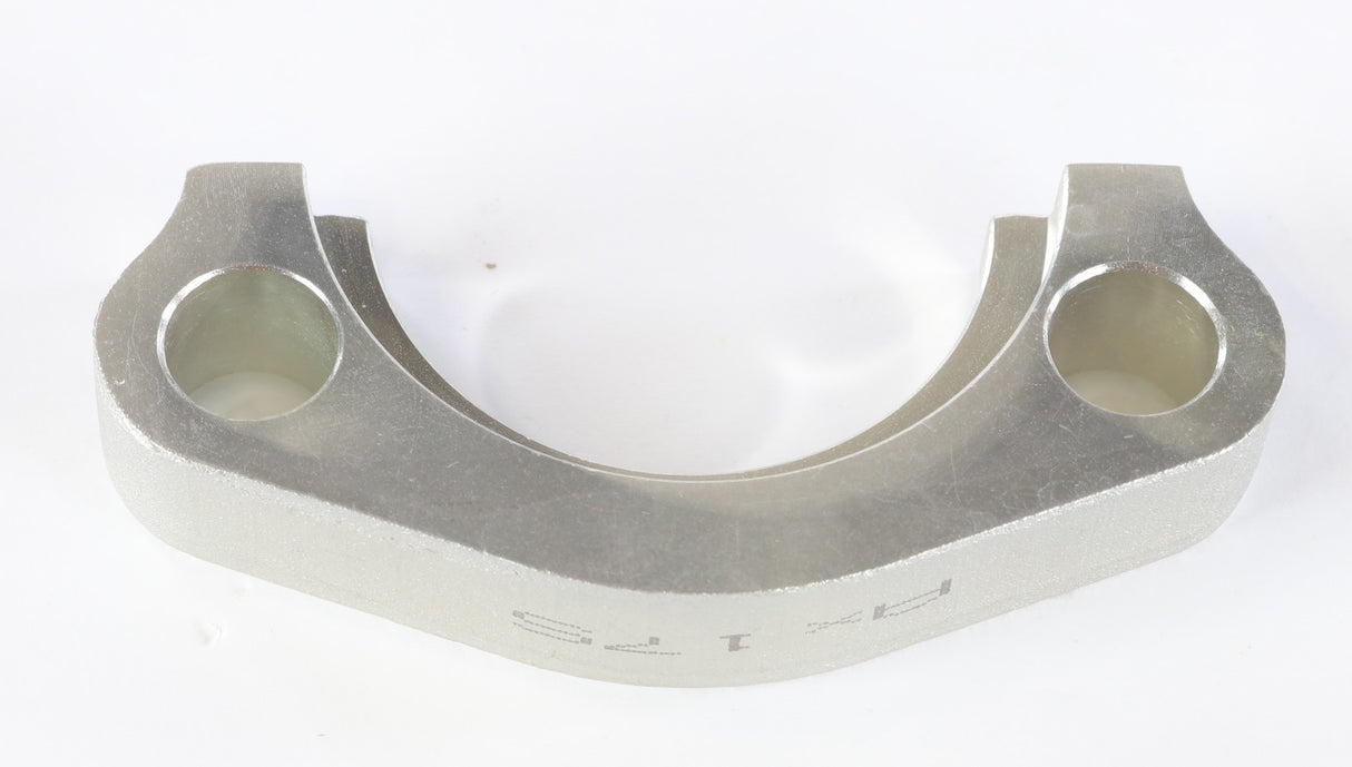 VOLVO ­-­ 935309 ­-­ FLANGE HALF
