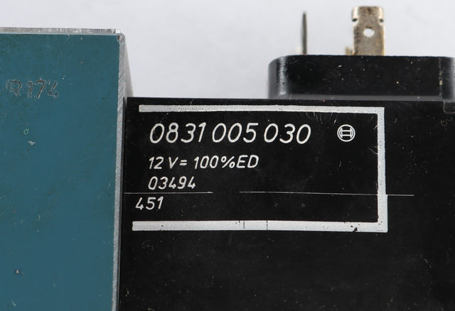 ROBERT BOSCH ­-­ 0-810-090-116 ­-­ VALVE