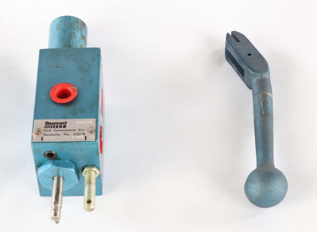BUCYRUS ­-­ 0015089002 ­-­ DIRECTIONAL CONTROL VALVE