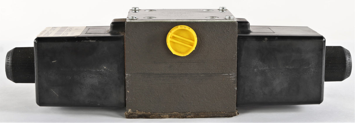 DENISON  ­-­ 016-70145-0 ­-­ DIRECT CONTROL VALVE