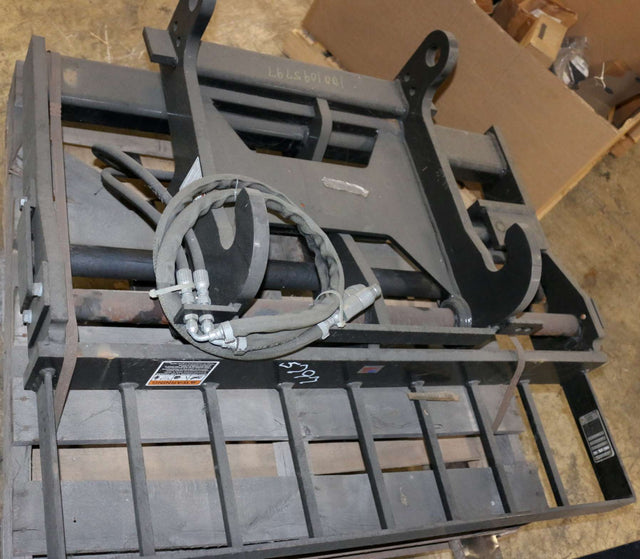 JLG ­-­ 1001095797 ­-­ ATTACH 48IN SIDE SHIFT CARRIAG