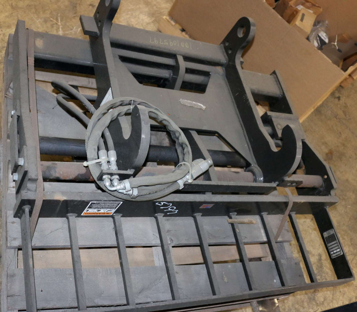 JLG ­-­ 1001095797 ­-­ ATTACH 48in SIDE SHIFT CARRIAG