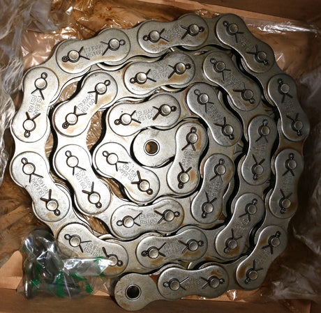 VOLVO ­-­ 10858 ­-­ HEAVY DUTY CHAIN
