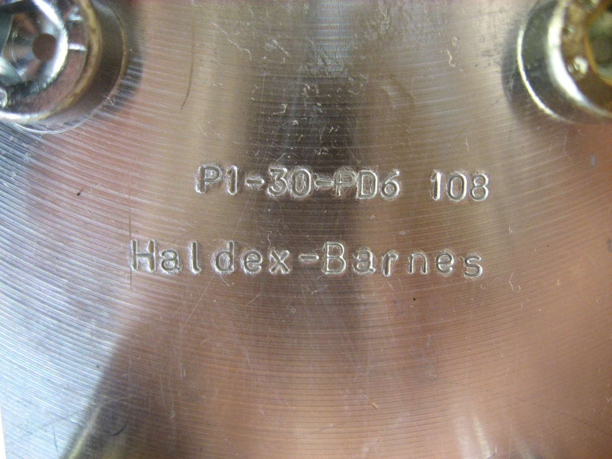 VOLVO ­-­ 11027100 ­-­ PUMP UNIT