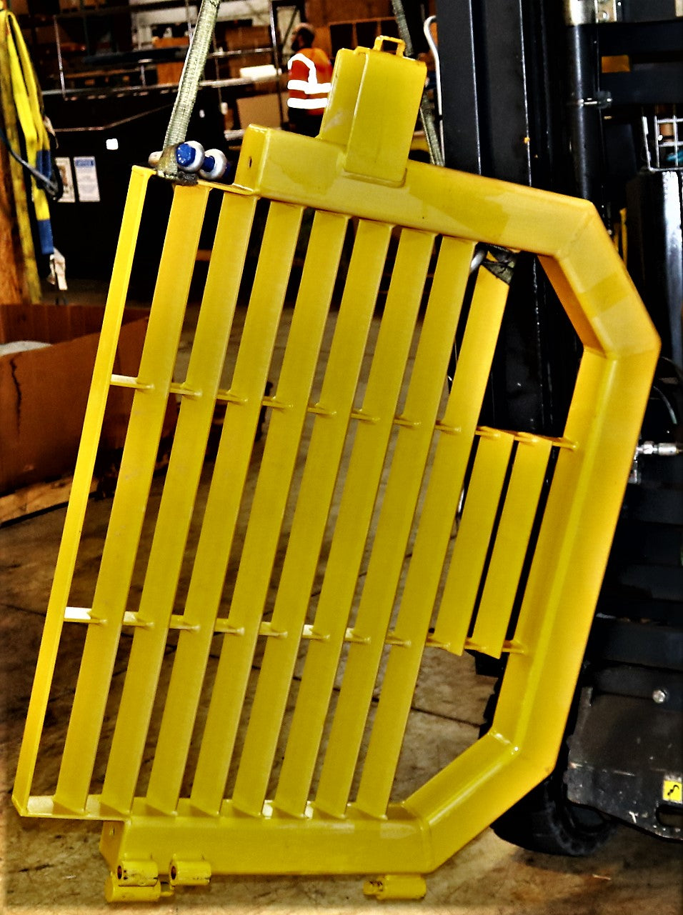 VOLVO ­-­ 11198227 ­-­ PROTECTING GRATING