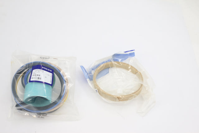 VOLVO ­-­ 11370826 ­-­ GASKET KIT