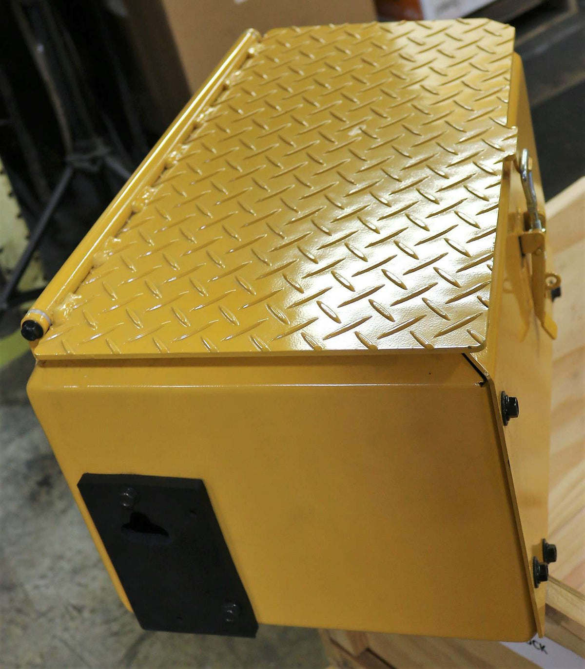VOLVO - 11400959 - BATTERY BOX