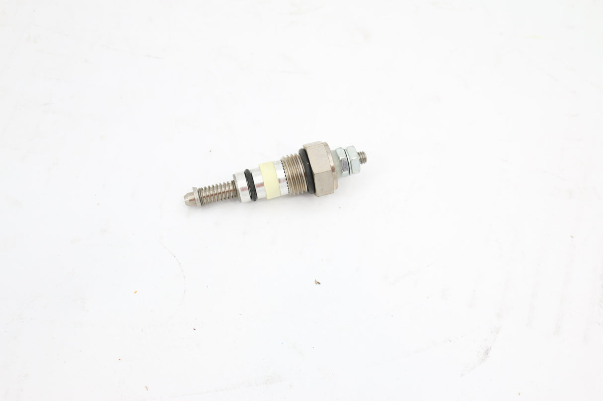 VOLVO ­-­ 11707042 ­-­ INDICATOR