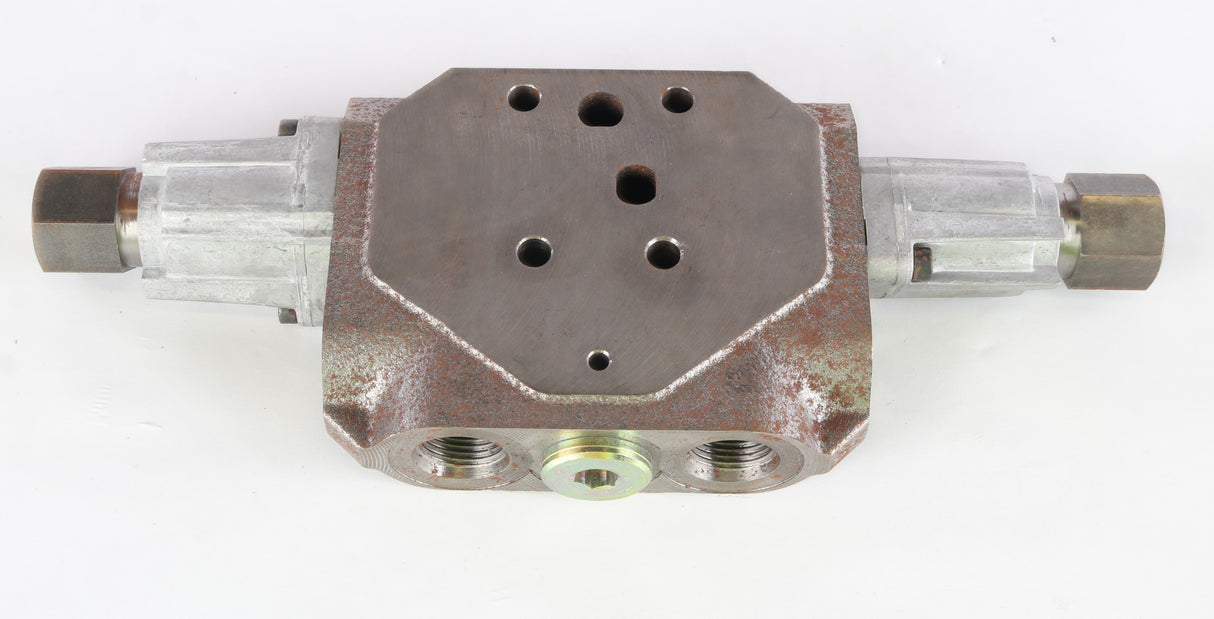 VOLVO ­-­ 11713073 ­-­ CONTROL VALVE