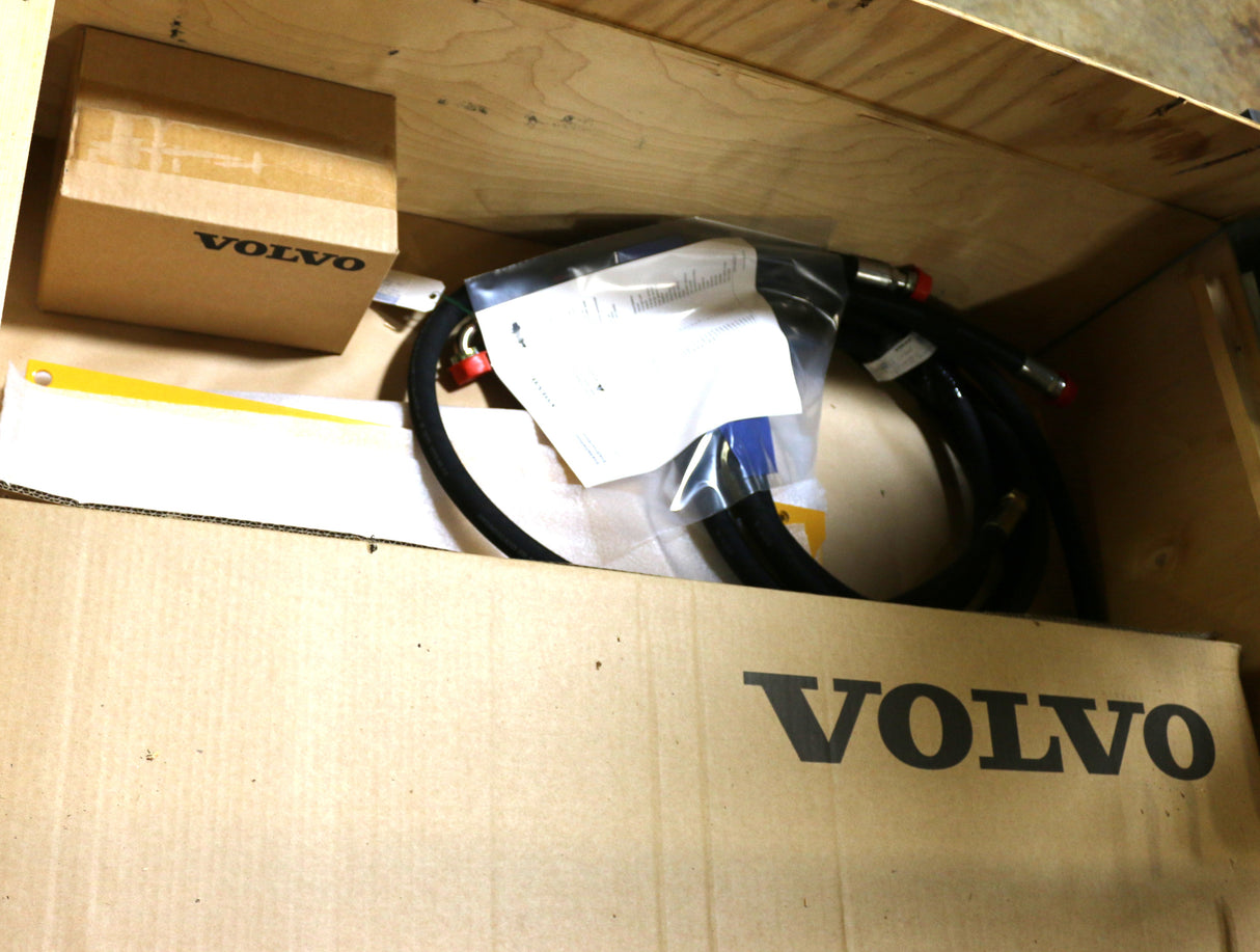 VOLVO ­-­ 11714923 ­-­ HYDRAULIC OIL COOLER KIT