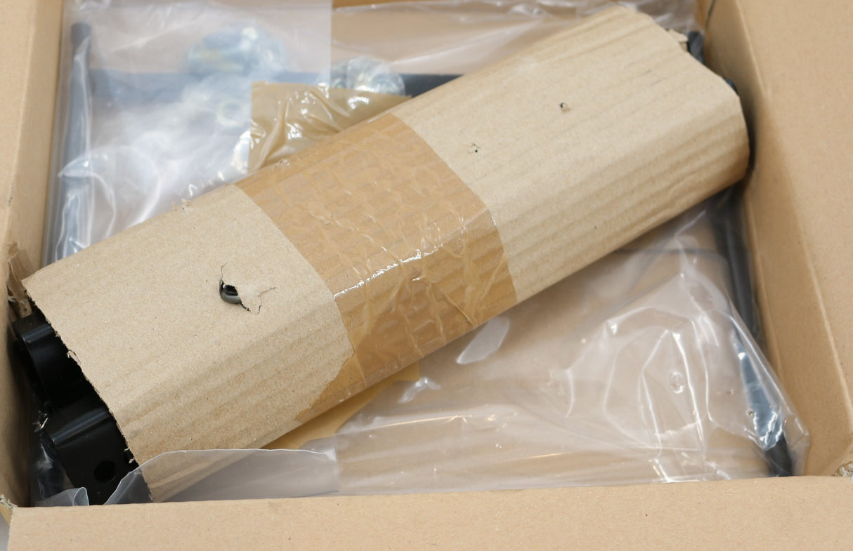 VOLVO ­-­ 11715050 ­-­ SEAT RAIL