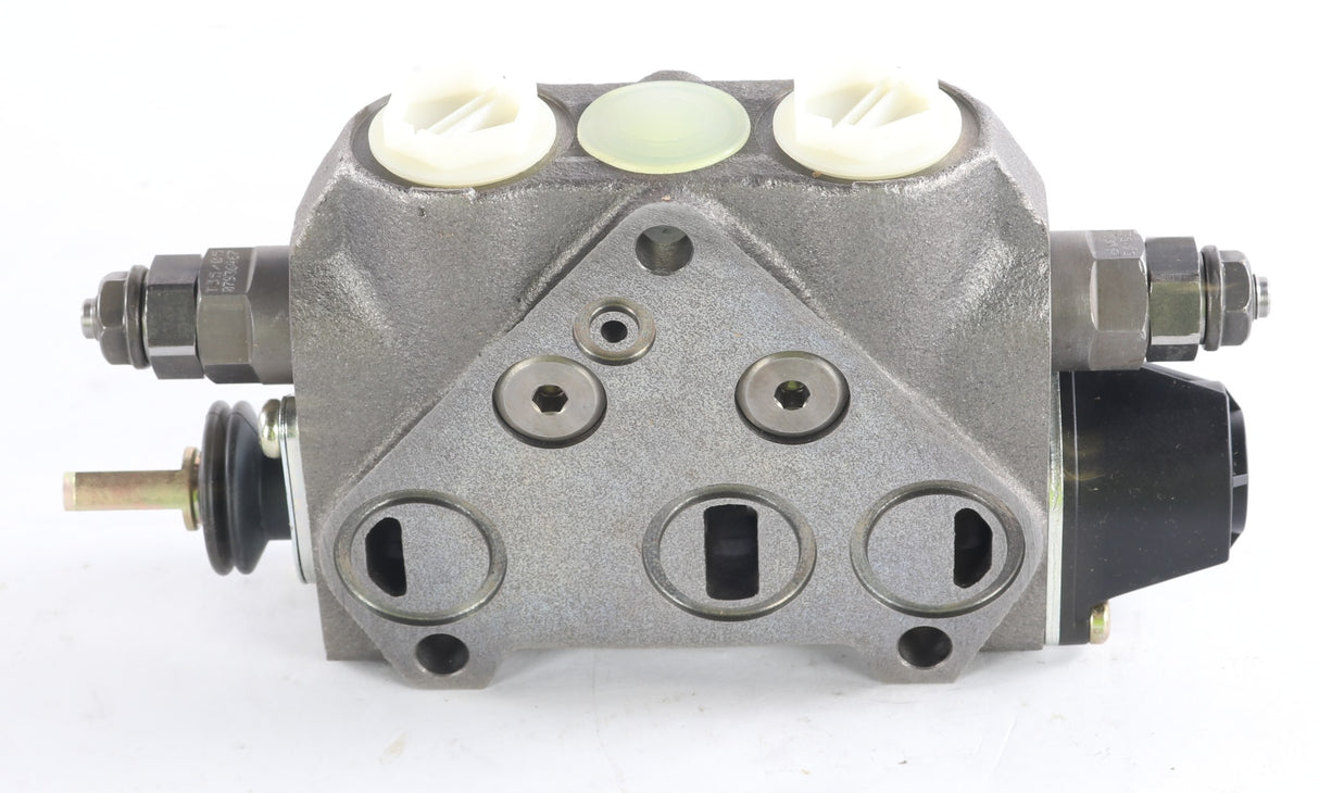 VOLVO ­-­ 11715708 ­-­ DIRECTION VALVE