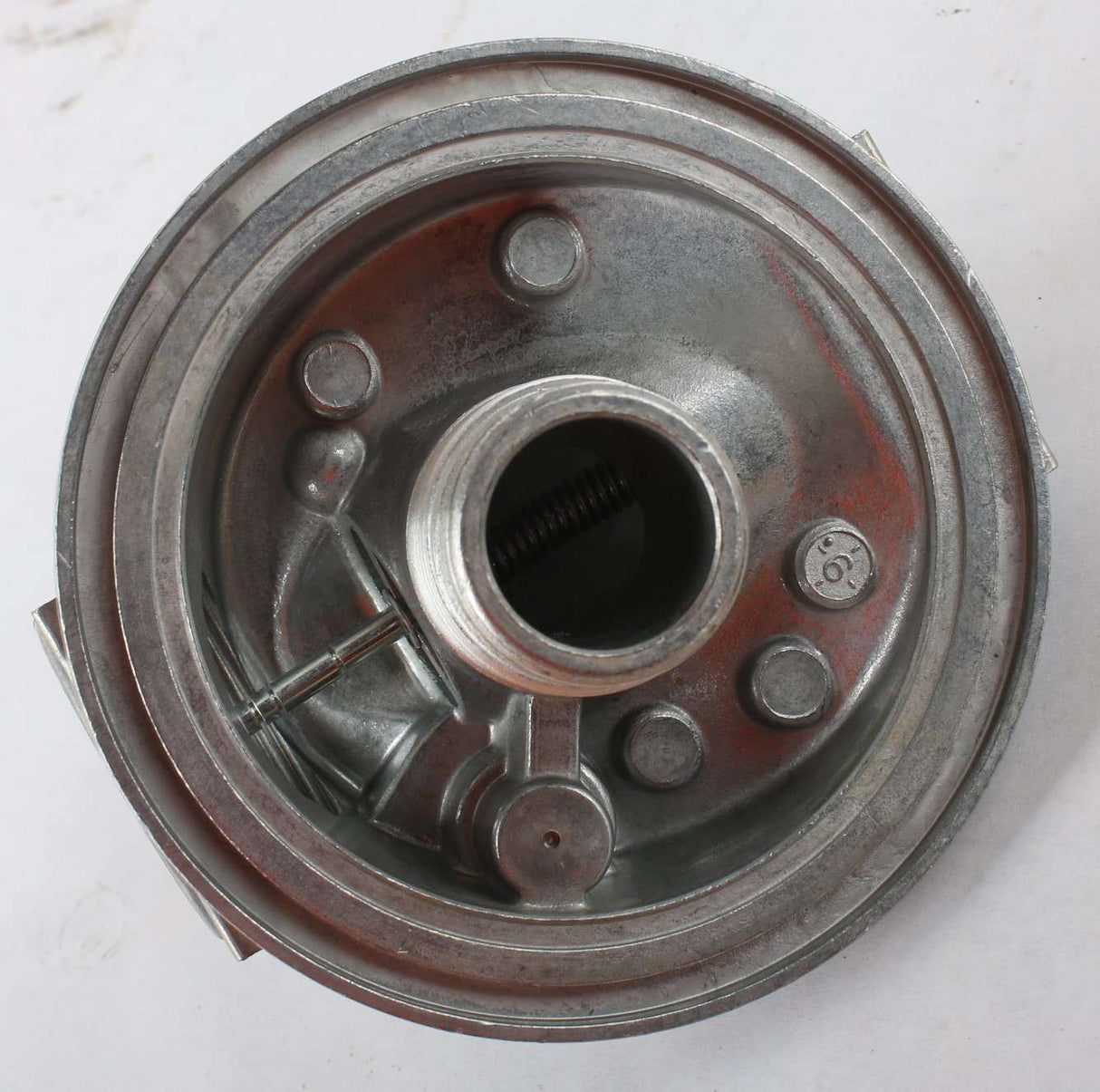 VOLVO ­-­ 11841679 ­-­ FILTER BASE