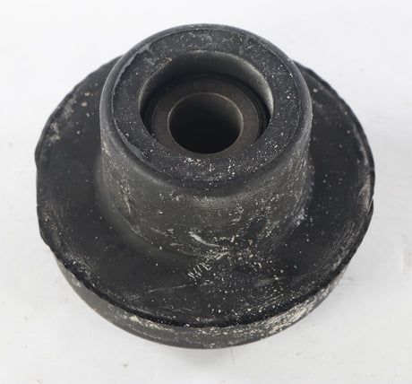 VOLVO ­-­ 11970 ­-­ RUBBER MOUNTCAB