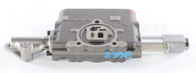 VOLVO ­-­ 12747324 ­-­ CONTROL VALVE