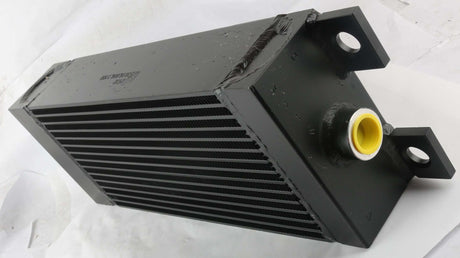 VOLVO ­-­ 12749798 ­-­ OIL COOLER