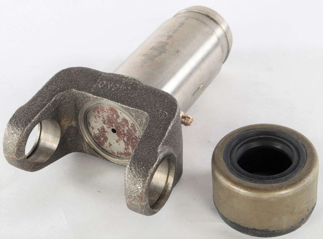 MERITOR ­-­ 131N3128KX ­-­ SLIP YOKE