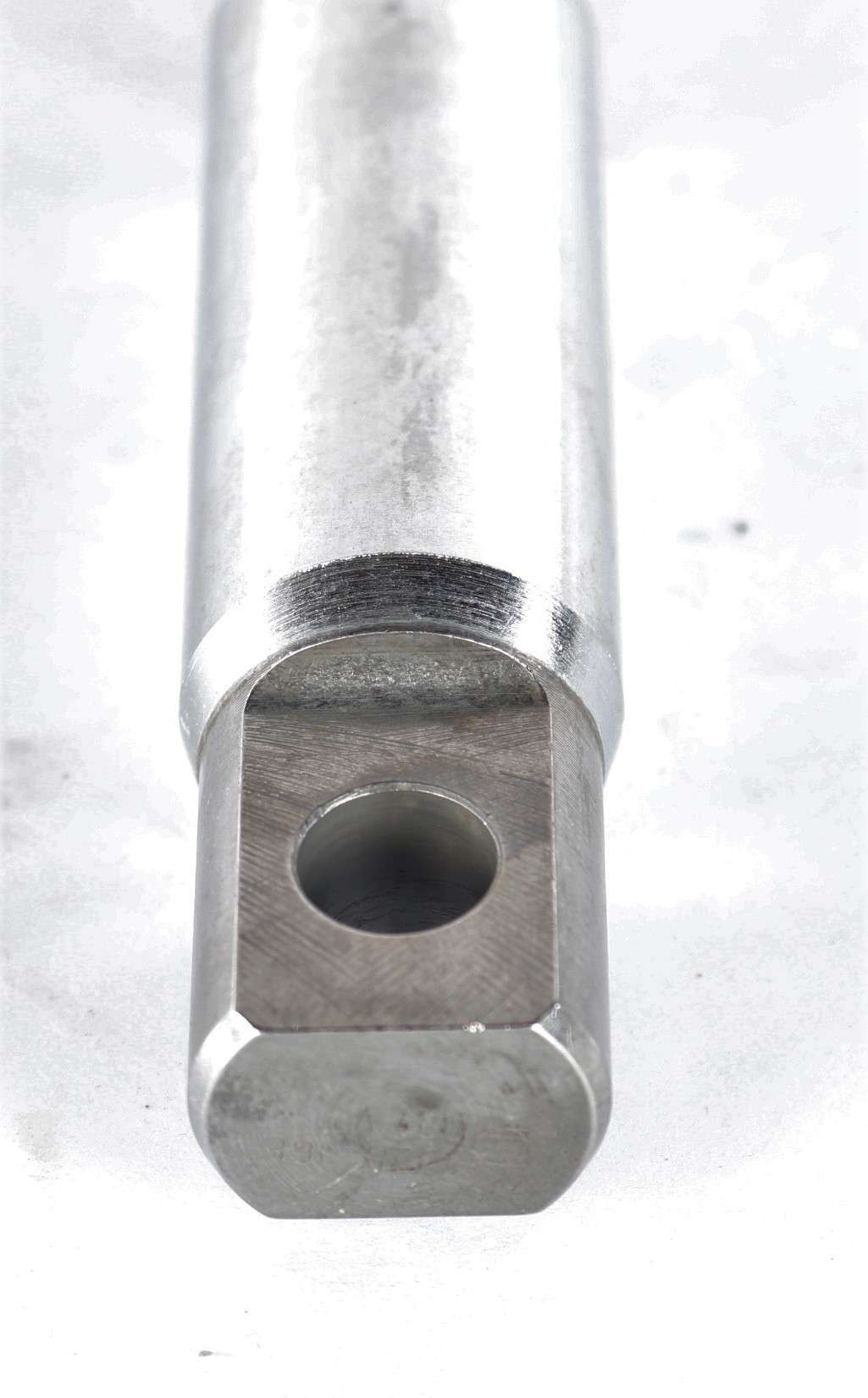 ZF ­-­ 1328-368-001 ­-­ RELEASE SHAFT