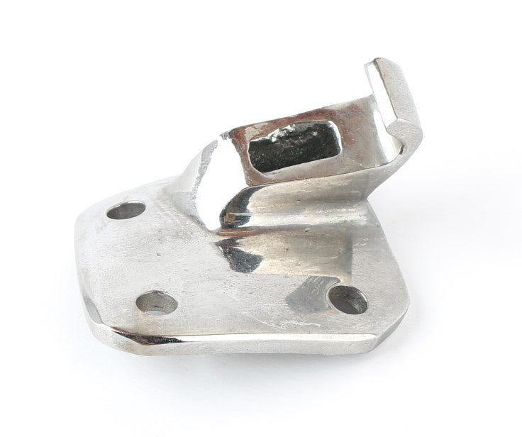 MACK ­-­ 135RB23 ­-­ SOCKET