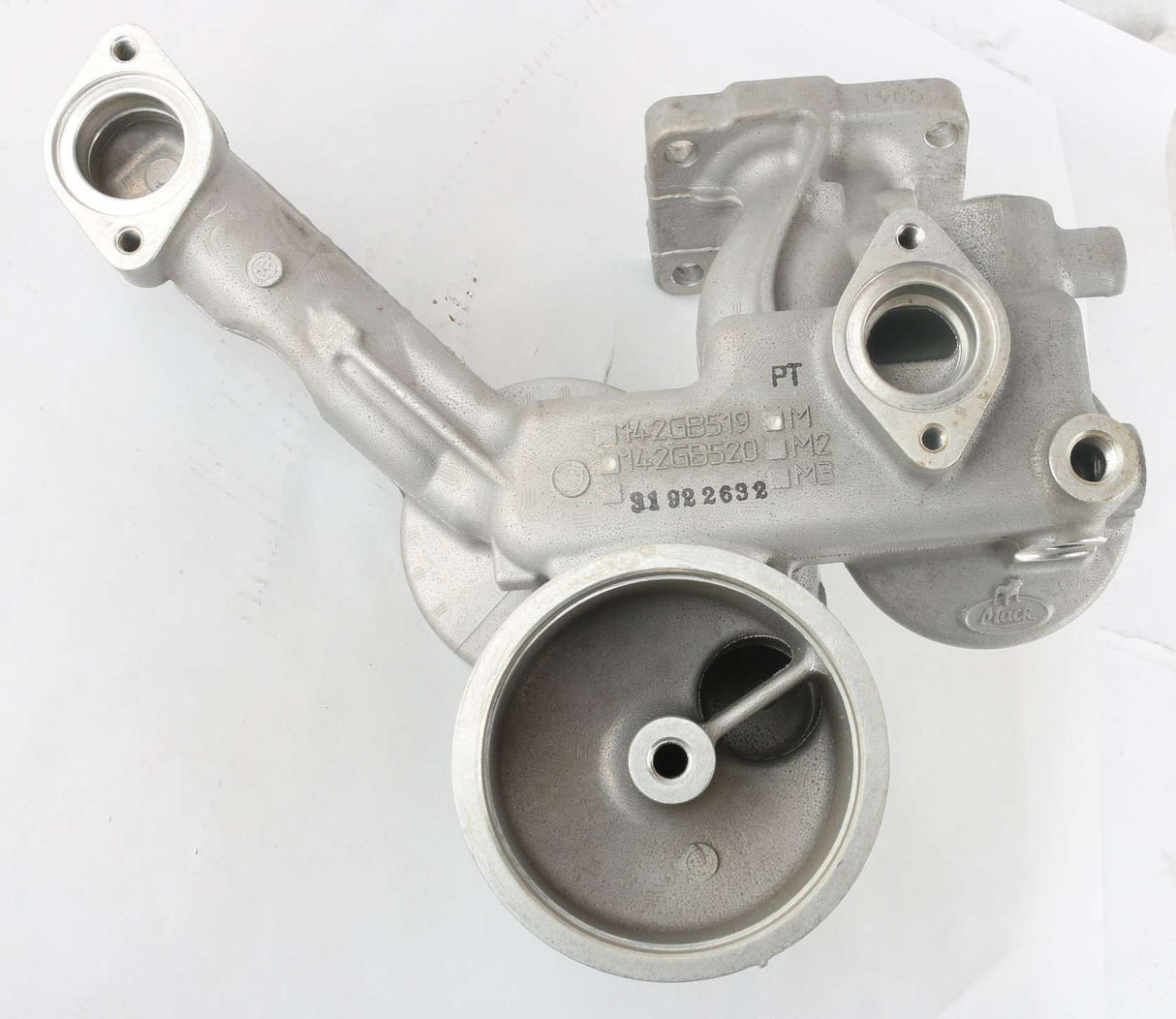 MACK ­-­ 142GB520M ­-­ BRACKET  OIL FILTER/OIL C