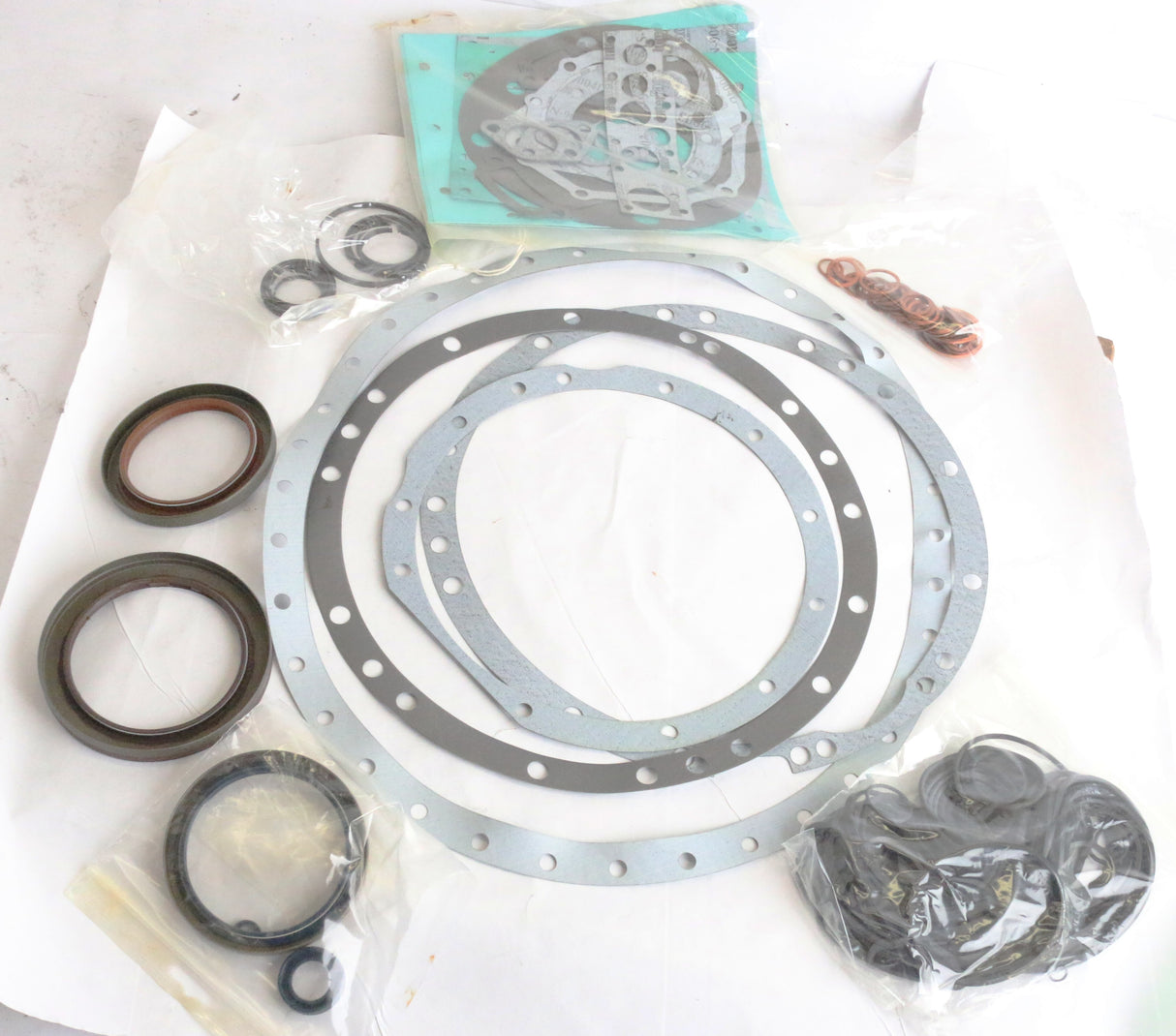 TEREX ­-­ 15265403 ­-­ GASKET KIT