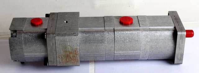 TEREX ­-­ 15310869 ­-­ TRIPLE PUMP ASSY