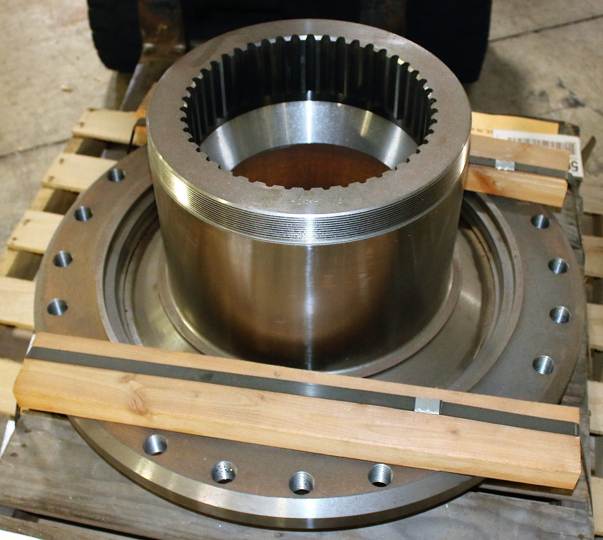 MANITOWOC GROVE ­-­ 1796342 ­-­ SPINDLE*