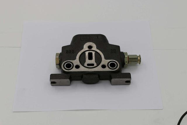 HYDROCONTROL ­-­ 18021 ­-­ VALVE SECTION INLET
