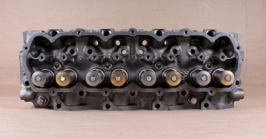 KOMATSU ­-­ 1809217C91 ­-­ ENGINE HEAD