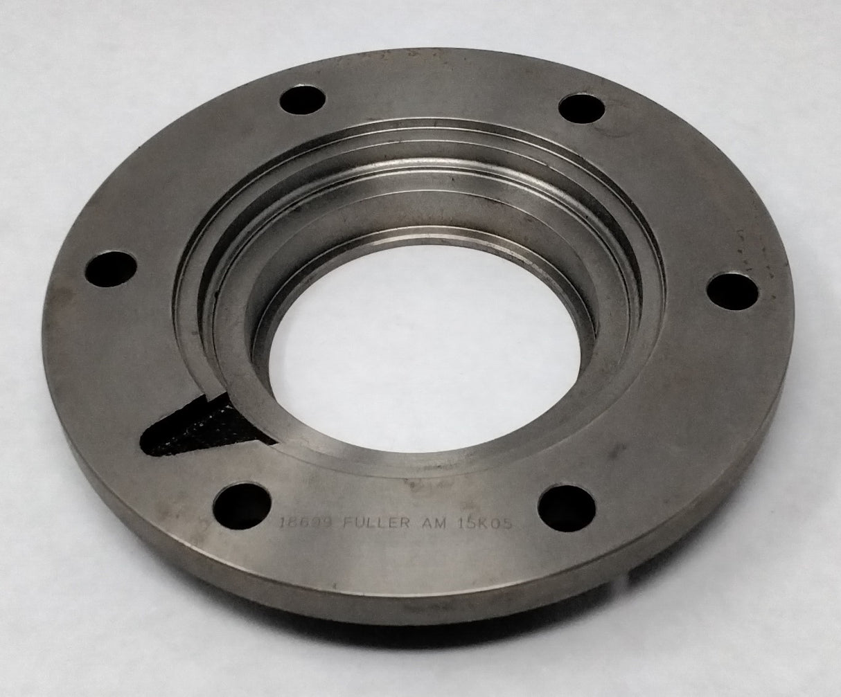 EATON FULLER ­-­ 18699 ­-­ FRONT BEARING COVER  MANUAL TRANSMISSION